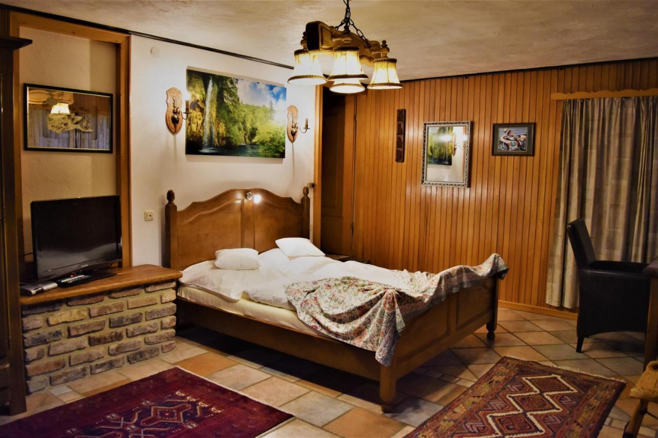 Domizil Hotel Bei Welter Nideggen Kreuzau Εξωτερικό φωτογραφία